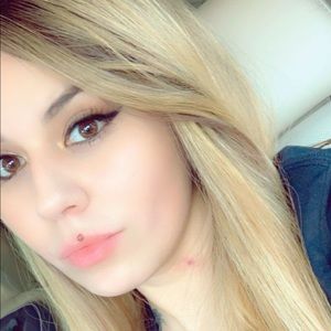 Meet your Posher, Genetina